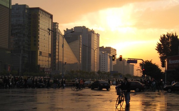 腾讯发布手机版街景地图 - 爱范儿 · Beats of 