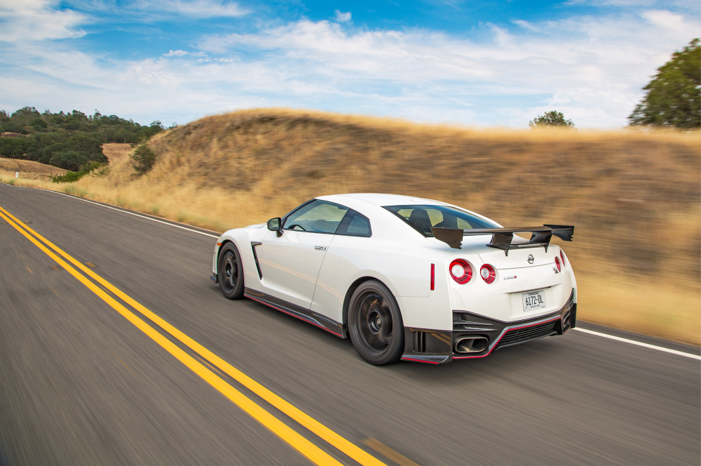 2015 款日产 gt-r nismo(r35)