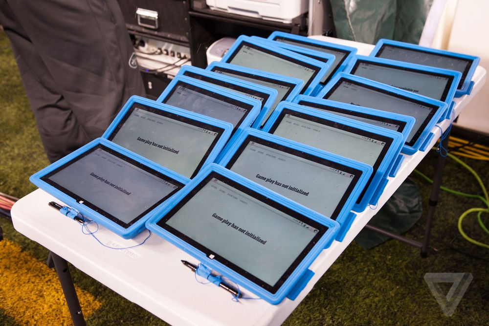nfl-microsoft-surface-pro-canon-0046_resize.0